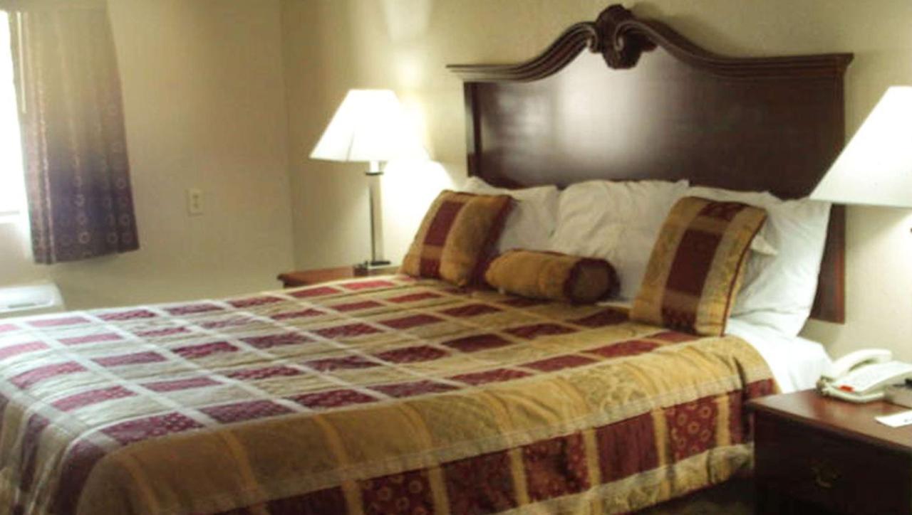 Western Motel Inn And Suites Hazelhurst Hazlehurst Extérieur photo